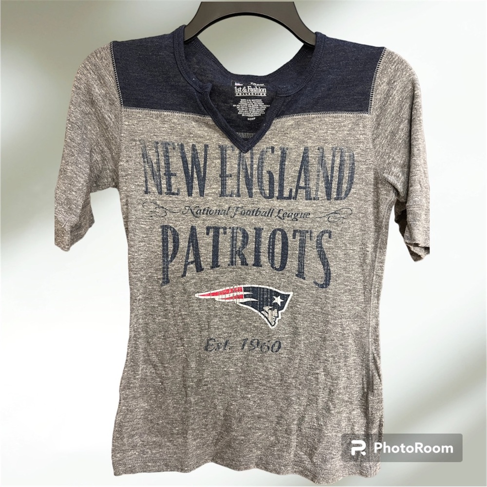 New England Patriots T-Shirt Size Small